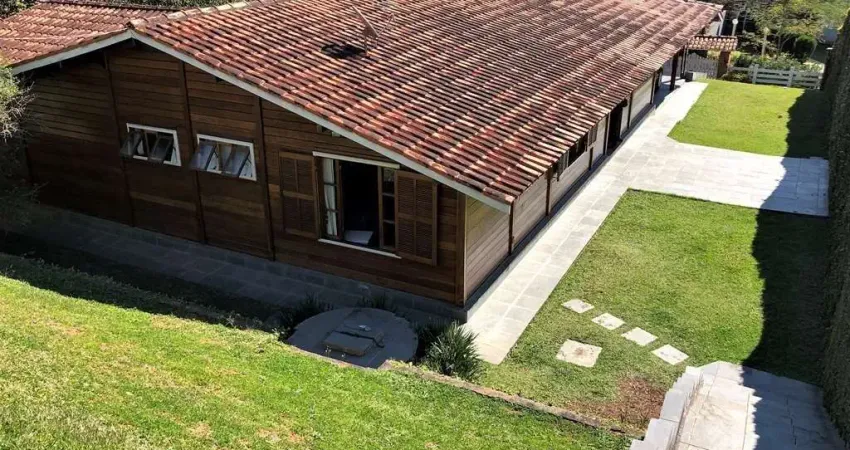 Casa em Condomínio Granja Viana II (Glebas IV e V) - Térrea CASEMA, 3 suítes, piscina, gourmet
