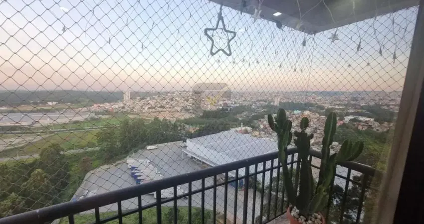 Em andar alto, vista livre, com suíte, em Barueri e cheio de armários planejados