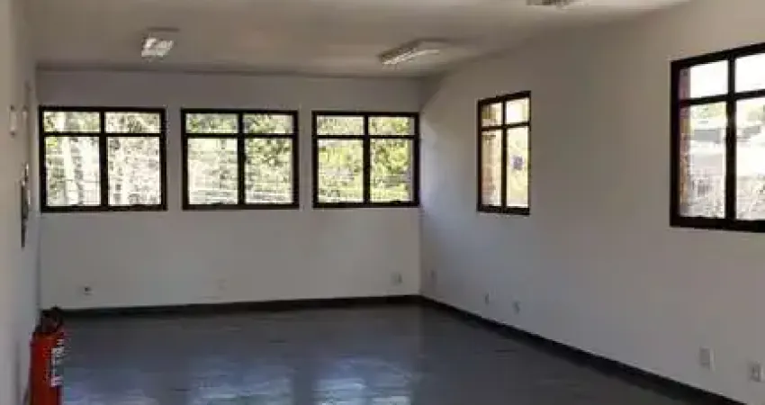 Prédio comercial a venda e/ou locação, 4 andares e rooftop, o seu novo lugar pra sua empresa a passos do Parque Vila Lobos