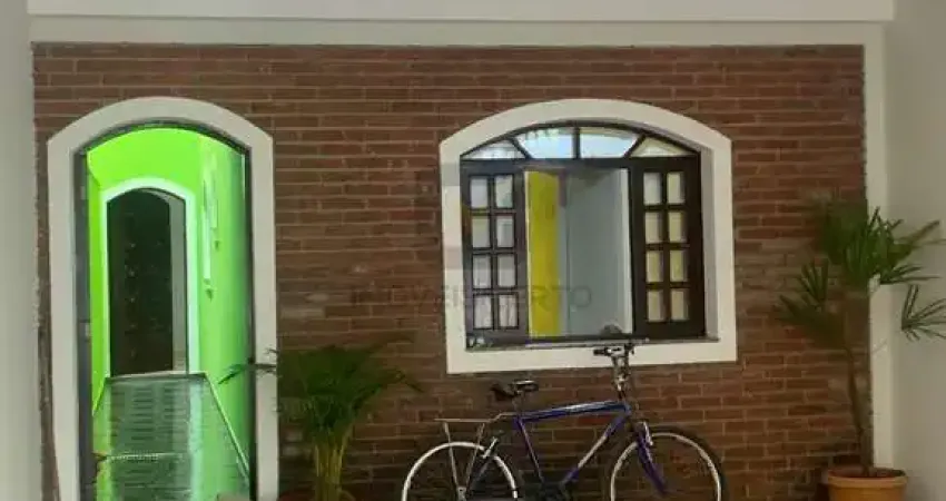 Casa para locação em Osasco-SP, bairro Padroeira: 4 quartos, 2 suítes, 1 sala, 2 vagas de garagem, 250m² de área.