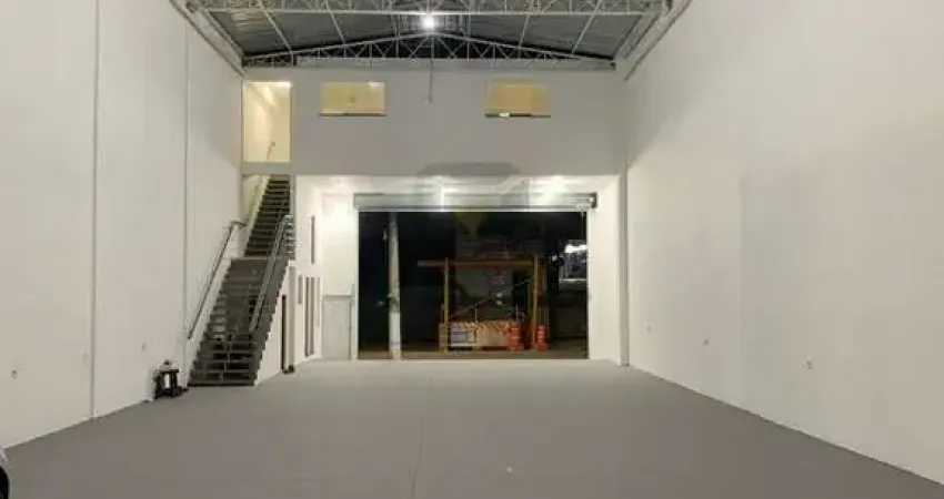 Barracão / Galpão / Depósito com 2 salas para alugar no Piratininga, Osasco 