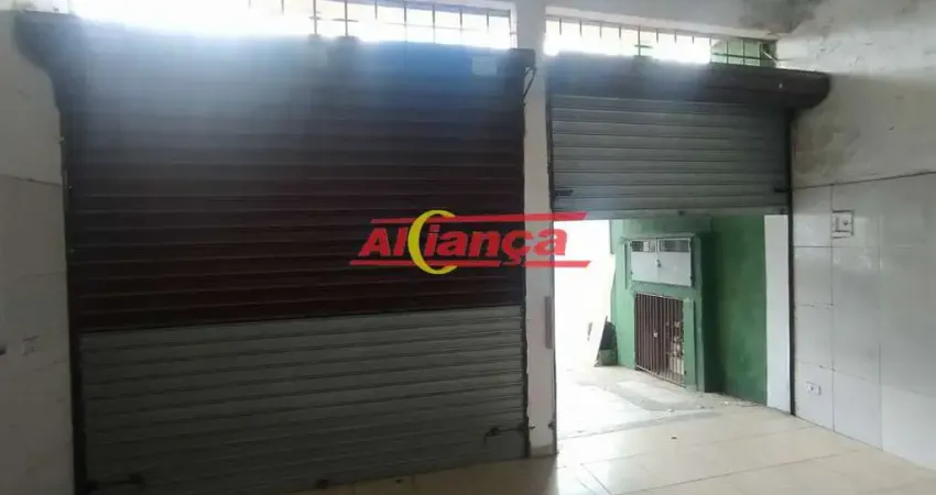 Oportunidade imperdível: Sobrado com 2 casas independentes + salão comercial!