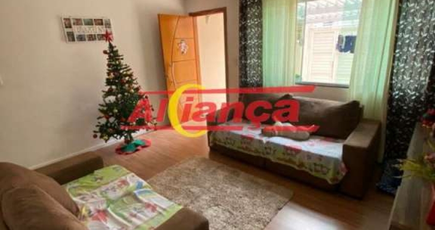 Ótimo sobrado à venda, localizado na Vila Mazzei.