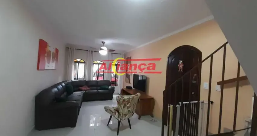 Casa com 3 quartos à venda na Rua Gurupatuba, 133, Vila Mazzei, São Paulo