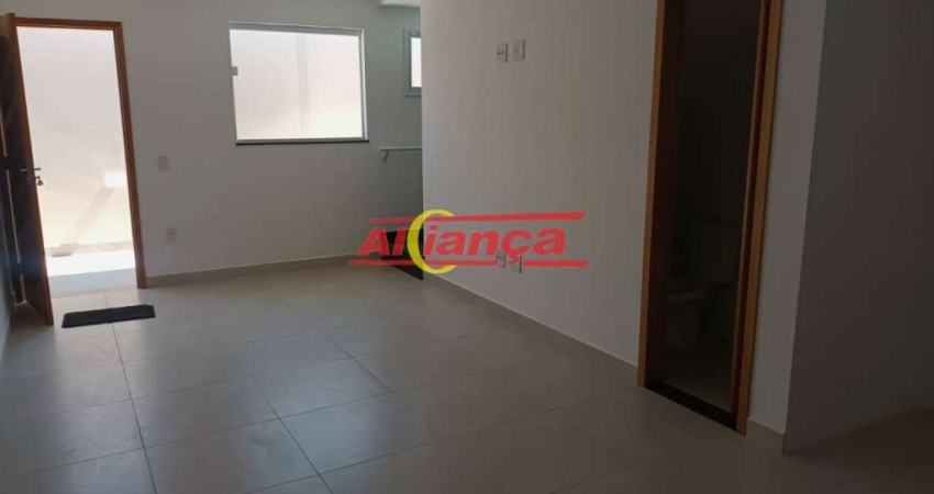 Sobrado à venda, 70 m² por R$ 690.000,00 - Penha com 2 suítes e 2 vagas
