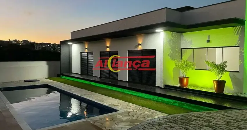 Viva o Luxo e a Segurança em Atibaia: Casa no Condomínio Fechado Parque Residencial Shambala III!