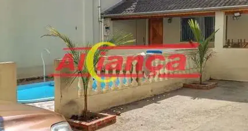 Casa para renda no Jardim Flor da Montanha perto do Shopping Maia