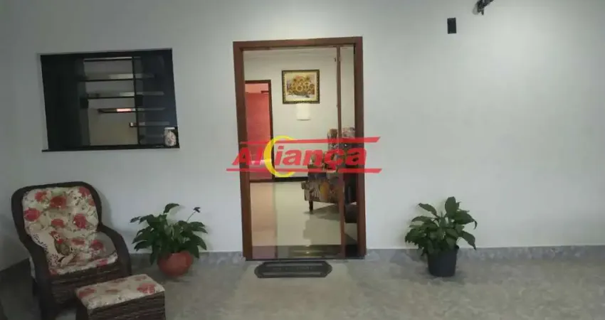 Casa com 3 quartos à venda na Rua Soldado Elias Vitorino de Souza, 194, Jardim Maria Helena, Guarulhos