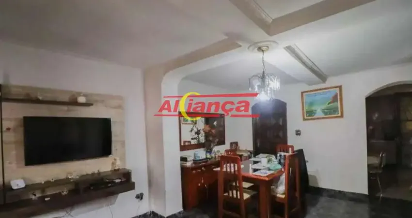 Casa com 3 quartos à venda na Pires do Rio, 32, Gopoúva, Guarulhos