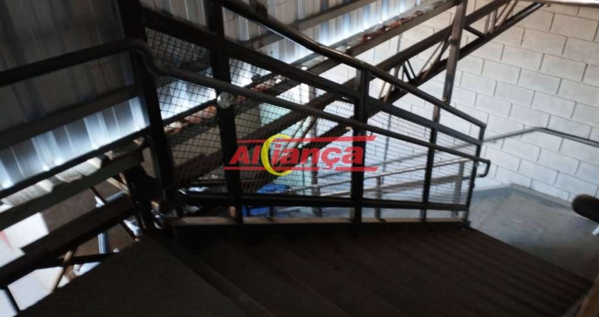 Barracão / Galpão / Depósito à venda na Rua Tambaqui, 204, Jardim Silvestre, Guarulhos