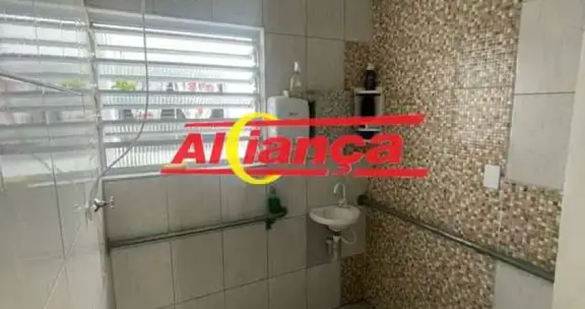 Casa Terrea 275m² de terreno - Vila Rosália - Guarulhos