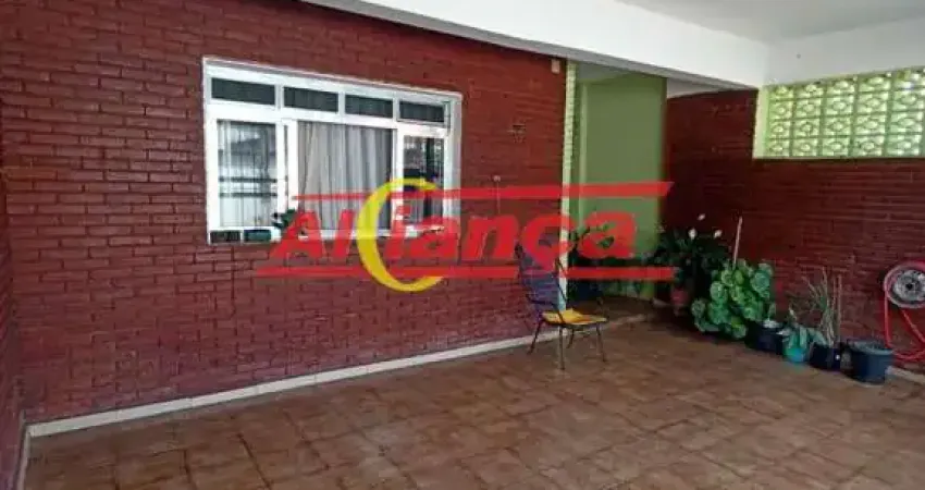 Sobrado com 3 dormitórios e 2 vagas - Vila Augusta / Guarulhos