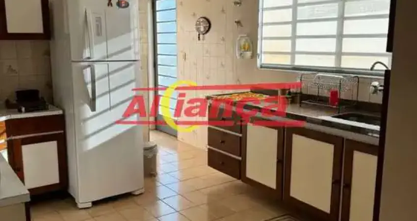 Casa com 3 quartos à venda na Rua Gonçalves Ledo, 73, Vila Petrópolis, Atibaia