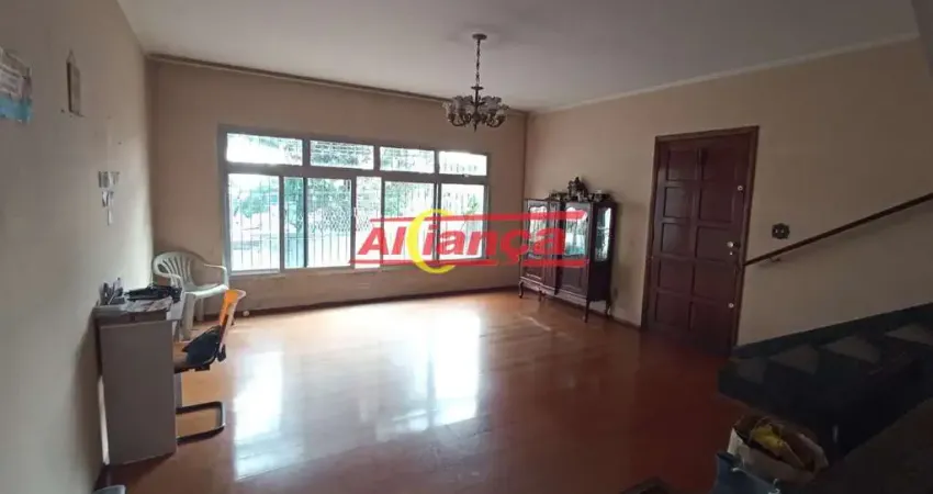 Sobrado com 3 dormitórios e 4 vagas a venda, 219 metros - Jardim São Judas Tadeu / Guarulhos