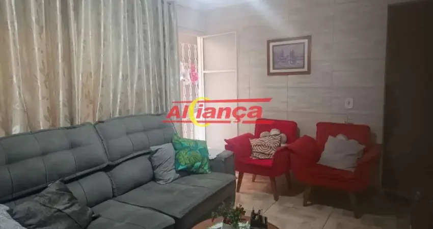 SOBRADO NA AVENIDA DELFINÓPOLIS COM SALÃO COMERCIAL EMTERRENO DE 10 X 25