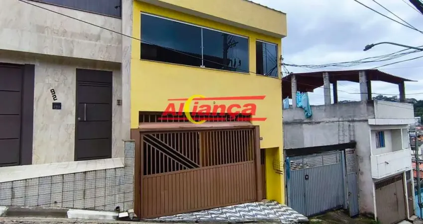 SOBRADO COM 3 CASAS NO MESMO QUINTAL À VENDA, 210m² - RECREIO SÃO JORGE - GUARULHOS - SP