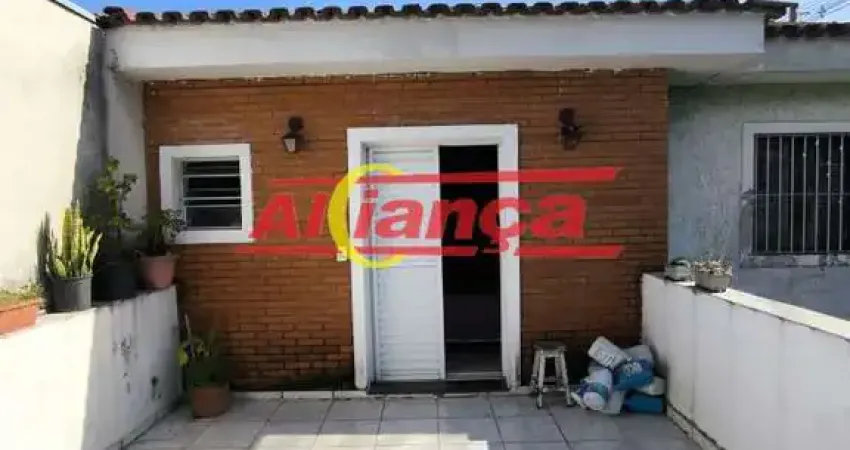 Casa com 3 quartos à venda na Rua Antônio Nascentes, 385, Vila Nova Galvão, São Paulo