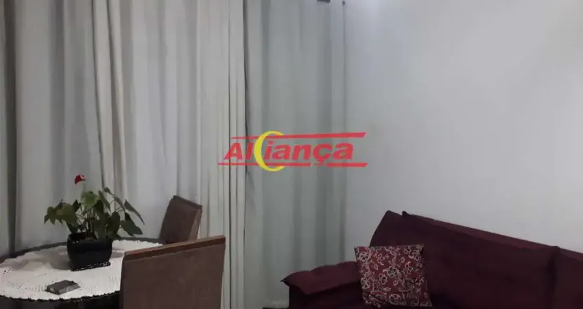 Casa Elevada em condomínio fechado