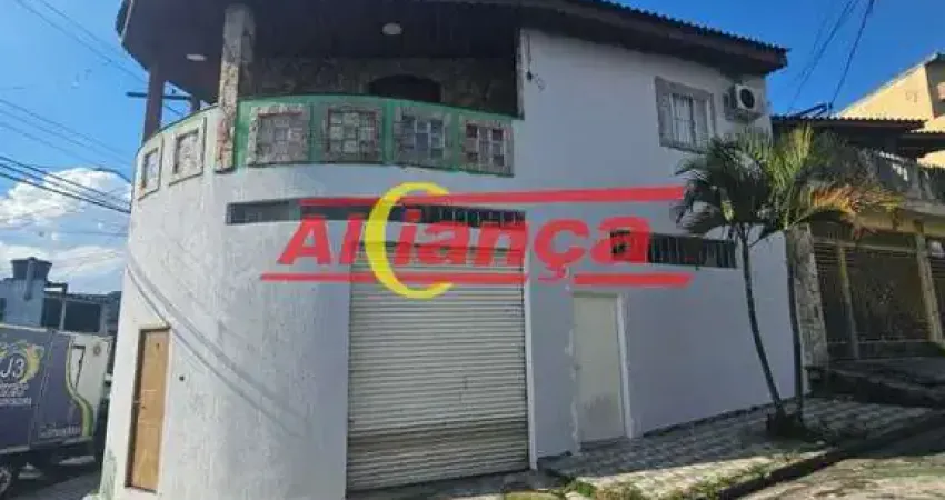 Sobrado com Salão Comercial 250 m² - Ideal para Moradia e Negócio no Mesmo Endereço!