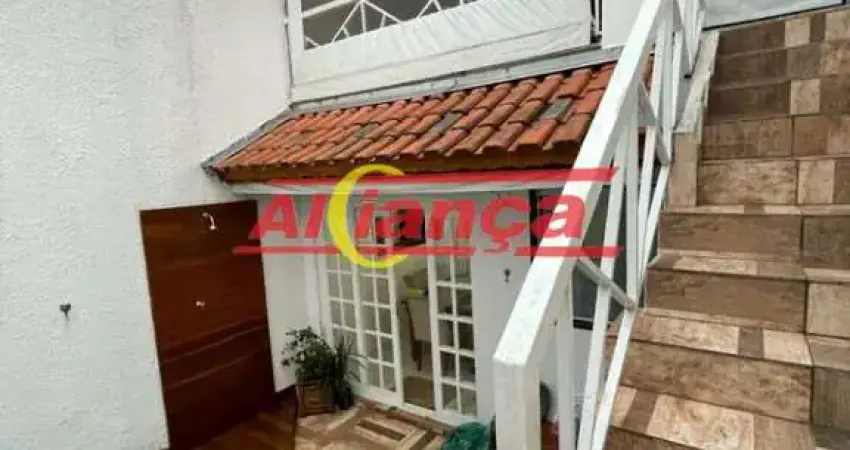 SOBRADO COM PISCINA À VENDA NO JARDIM ANÁLIA FRANCO 200 M², 3 DORMITÓRIOS, 4 VAGAS