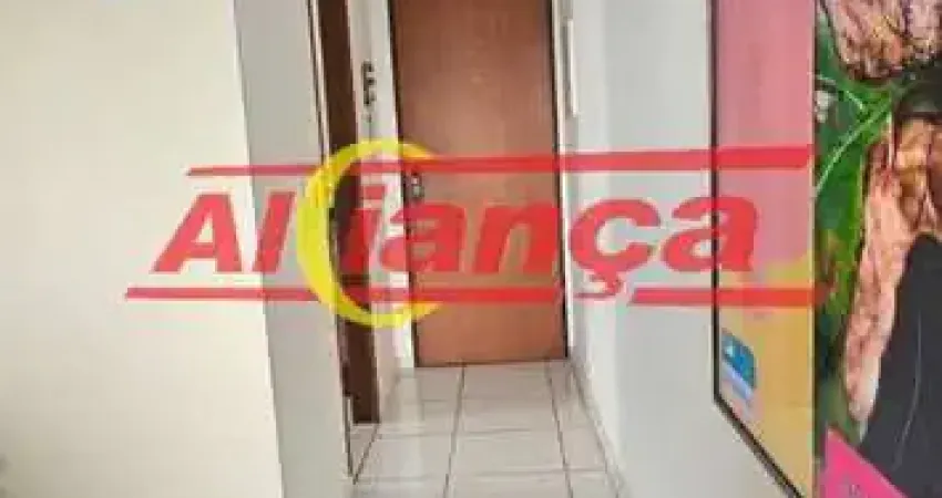 apartamento com 2 dorms  1 com suíte, 2 vagas de garagem.  muito bem localizado