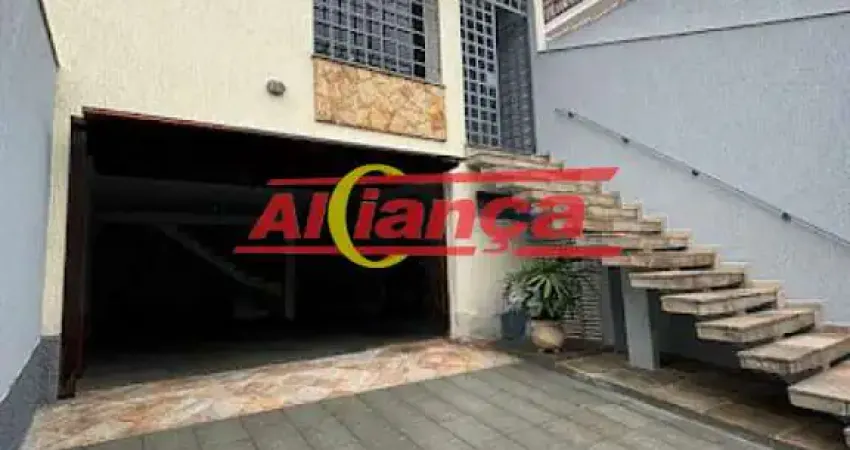 Casa em Tucuruvi - SP: 235m², 4 dormitórios, 2 suítes, 6 vagas
