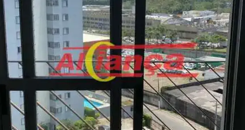 Apartamento com 3 dormitórios, 2 vagas, 63m², aconchegante, em condomínio com ótima estrutura.