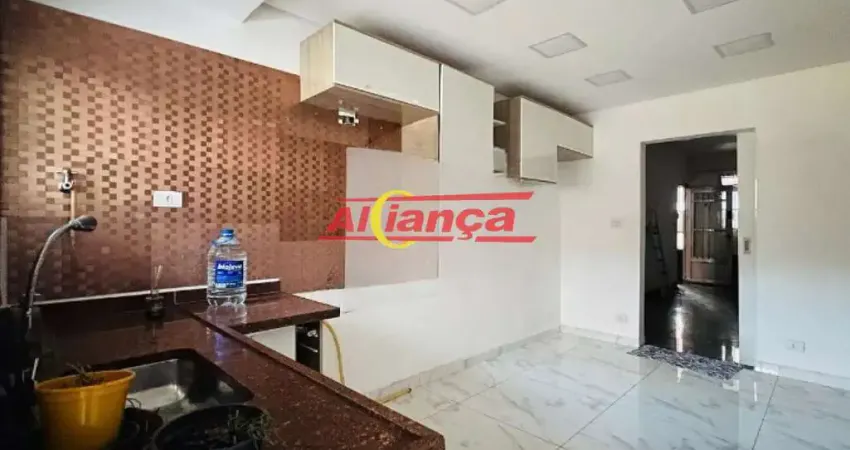 Casa na Barber Grenne, 3 quartos, sendo 1 suíte e churrasqueira.