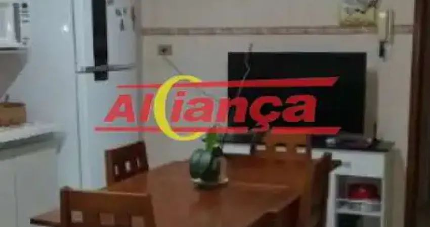 Sobrado à venda  2 suítes no Jardim Vila Galvão - 1 Vaga
