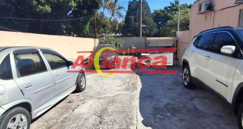 Terreno  Jardim Vila Galvão 144m² com 2 comodos 19m² construido