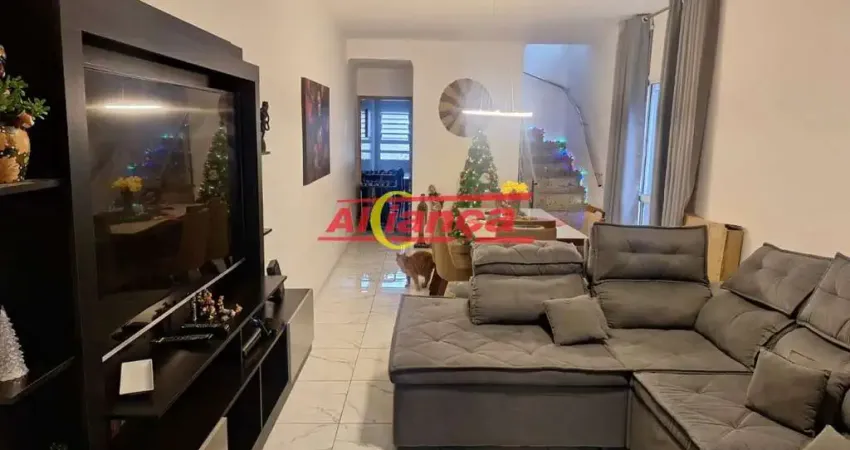 Sobrado com 3 Suites à venda, 150m² - Vila Capitão Rabelo