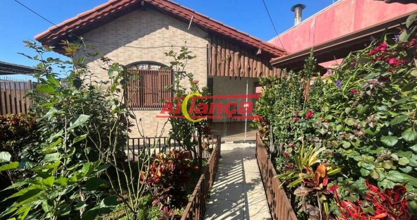 Casa de Campo na Cidade - à Venda na Vila Aida, Centro de Guarulhos!