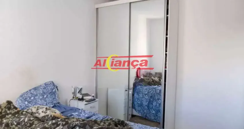 apartamento vila São João, lindo com piso em porcelanato, com armários planejados