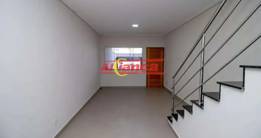 Imóvel amplo à venda com 3 quartos, sendo 2 suítes, e 2 banheiros no total