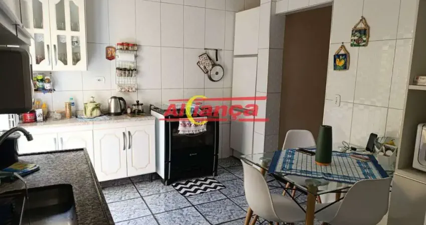 Excelente Sobrado com 03 dormitórios próximo ao Sonda Vila Rio