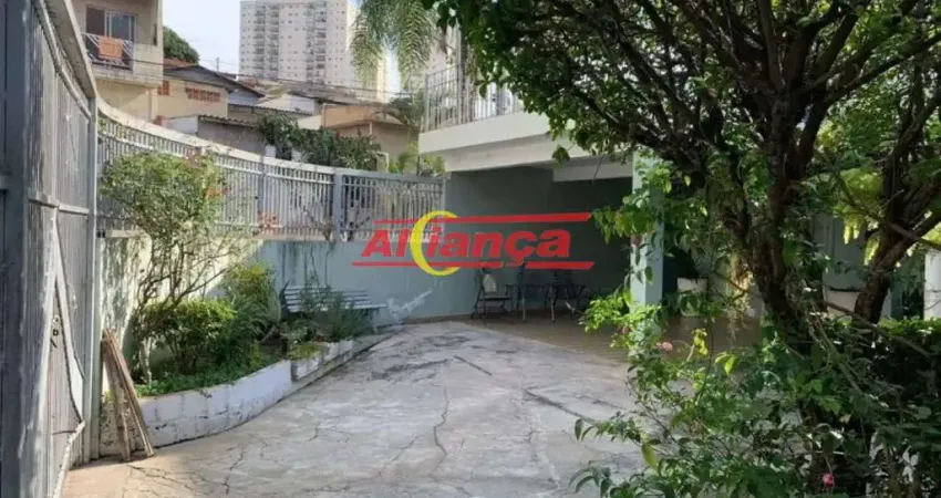 Sobrado para venda com 4 Dormitórios e 4 Vagas, 186 m² - Gopoúva