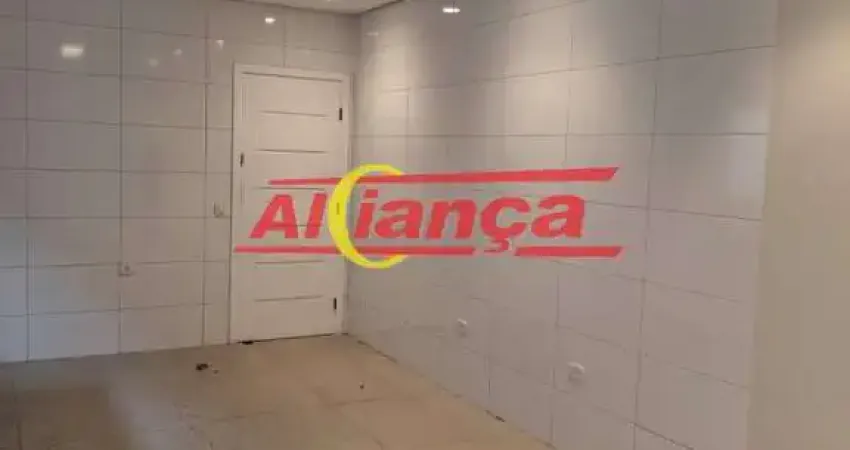 Casa em condomínio fechado com 3 quartos à venda na Rua Maria Tereza, 467, Jardim Santa Mena, Guarulhos