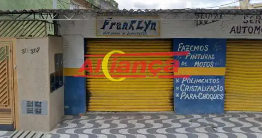 Casas pra renda com imovel comercial 354 m2 / região de bonsucesso /  600 mil