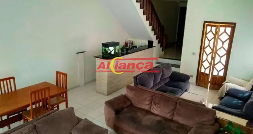 SOBRADO COM 3 QUARTOS , SENDO 1 SUÍTE A VENDA, 149m² Jardim Santa Mena - Guarulhos - SP