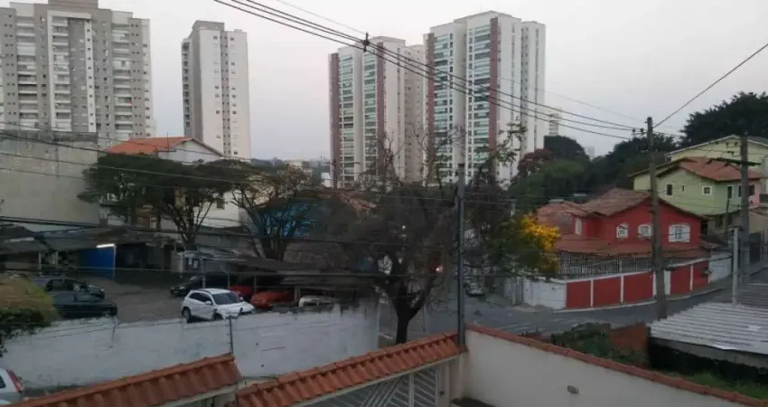 Sobradão reformado, cozinha e espaço gourmet, suite com closet e 4 vagas