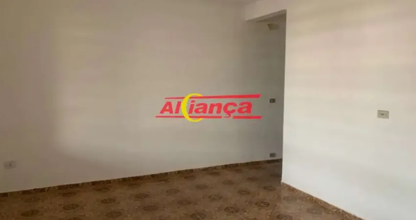 CASA COM 4 QUARTOS, SENDO 1 SUÍTE A VENDA, 140m² - JARDIM ALMEIDA PRADO - GUARULHOS/SP