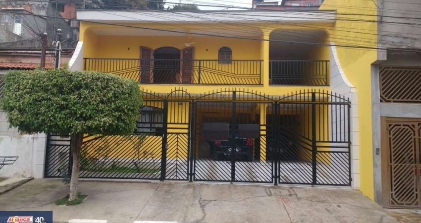 Sobrado 305m², 3 quartos com Suítes, Vila Rio de Janeiro - Guarulhos/SP