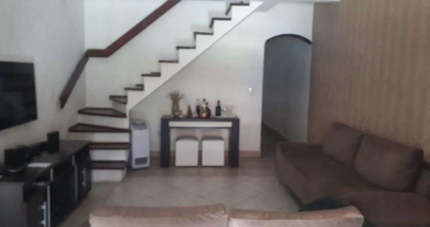 Excelente Sobrado