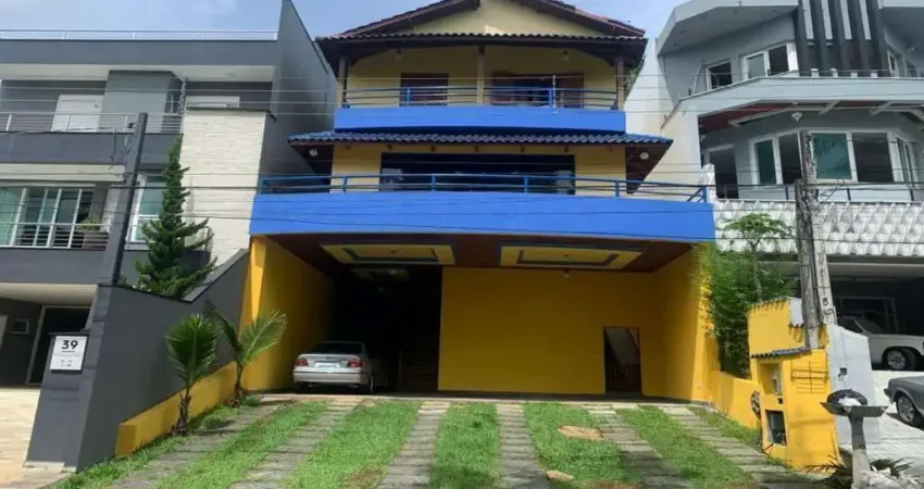 Sobrado para Venda em Mogi das Cruzes, Cidade Parquelandia, 4 dormitórios, 2 suítes, 5 banheiros, 10 vagas