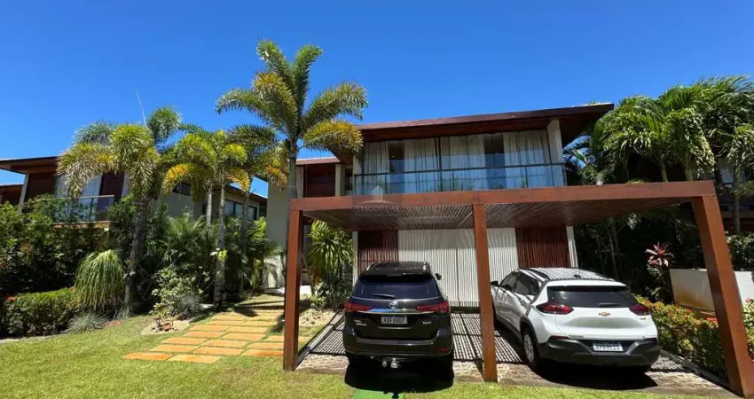 Mansão de Luxo à Venda na Praia do Forte: 5 Suítes, 654,95 m² de Puro Conforto!