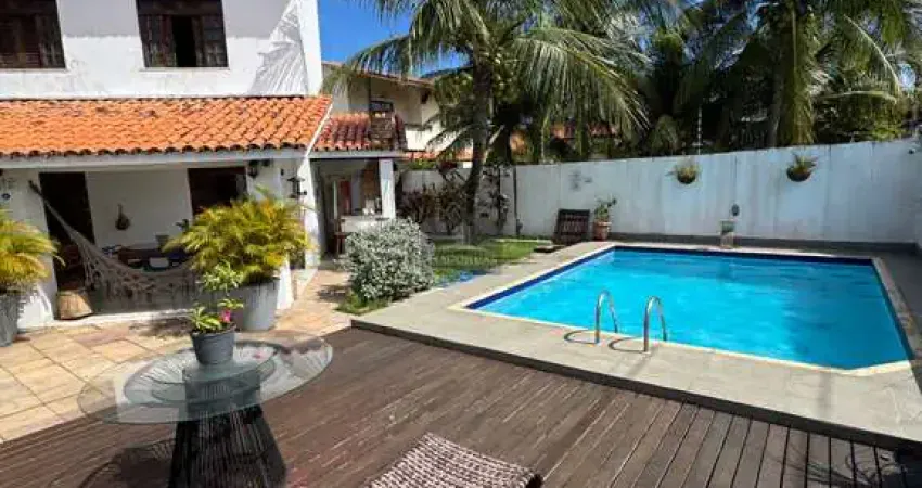 Casa 5/4 em Vilas do Atlântico - Lauro de Freitas-BA: 370m², 3 suítes, piscina, área gourmet, sauna e academia!