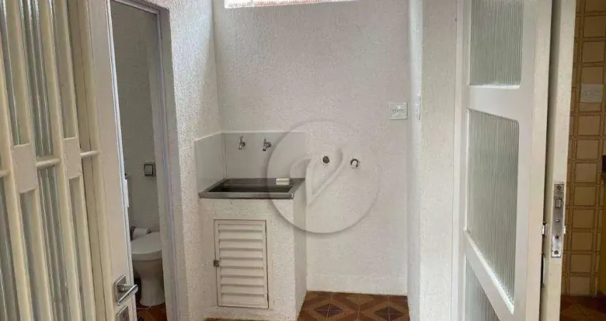 Ótimo Sobrado vago ,  com 3 dormitórios à venda, 128 m² por R$ 690.000,00 - São José - São Caetano do Sul/SP