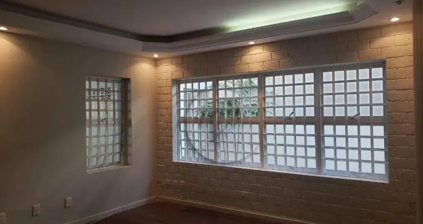 Sobrado com 2 dormitórios à venda, 196 m² por R$ 750.000 - Vila Scarpelli - Santo André/SP
