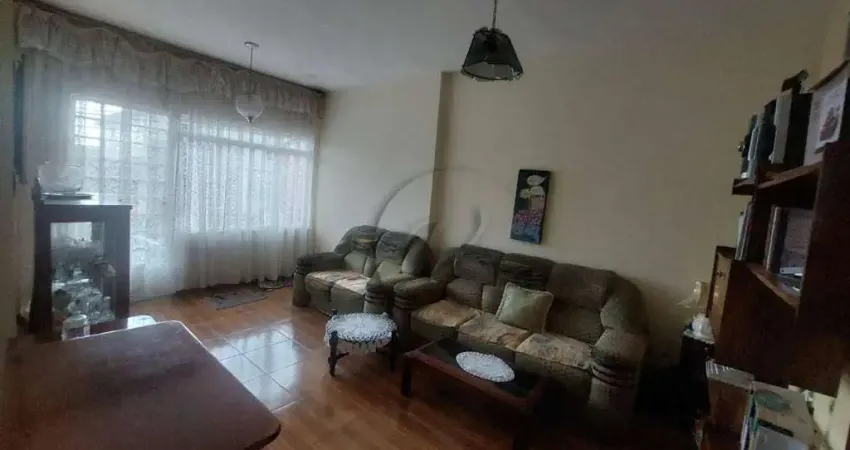 Excelente oportunidade com duas casas no mesmo terreno!