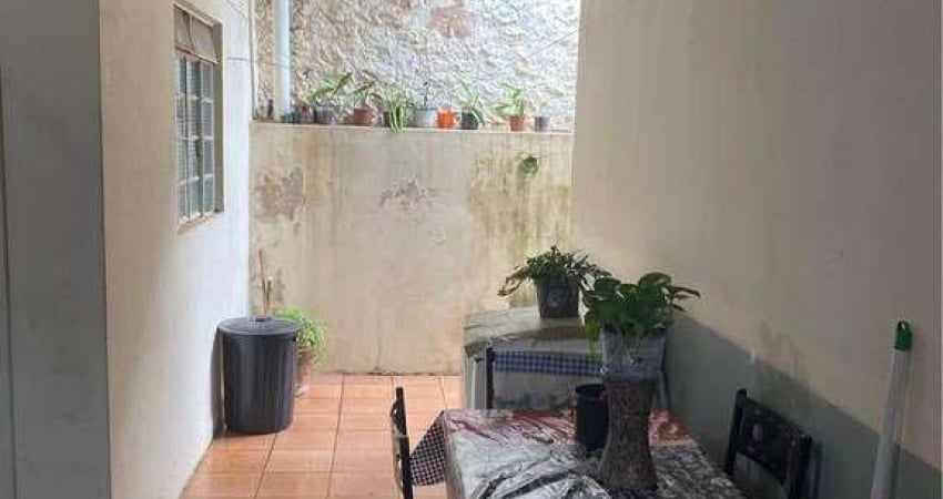 Casa com 4 dormitórios à venda, 200 m² por R$ 300.000,00 - Madureira - Bauru/SP